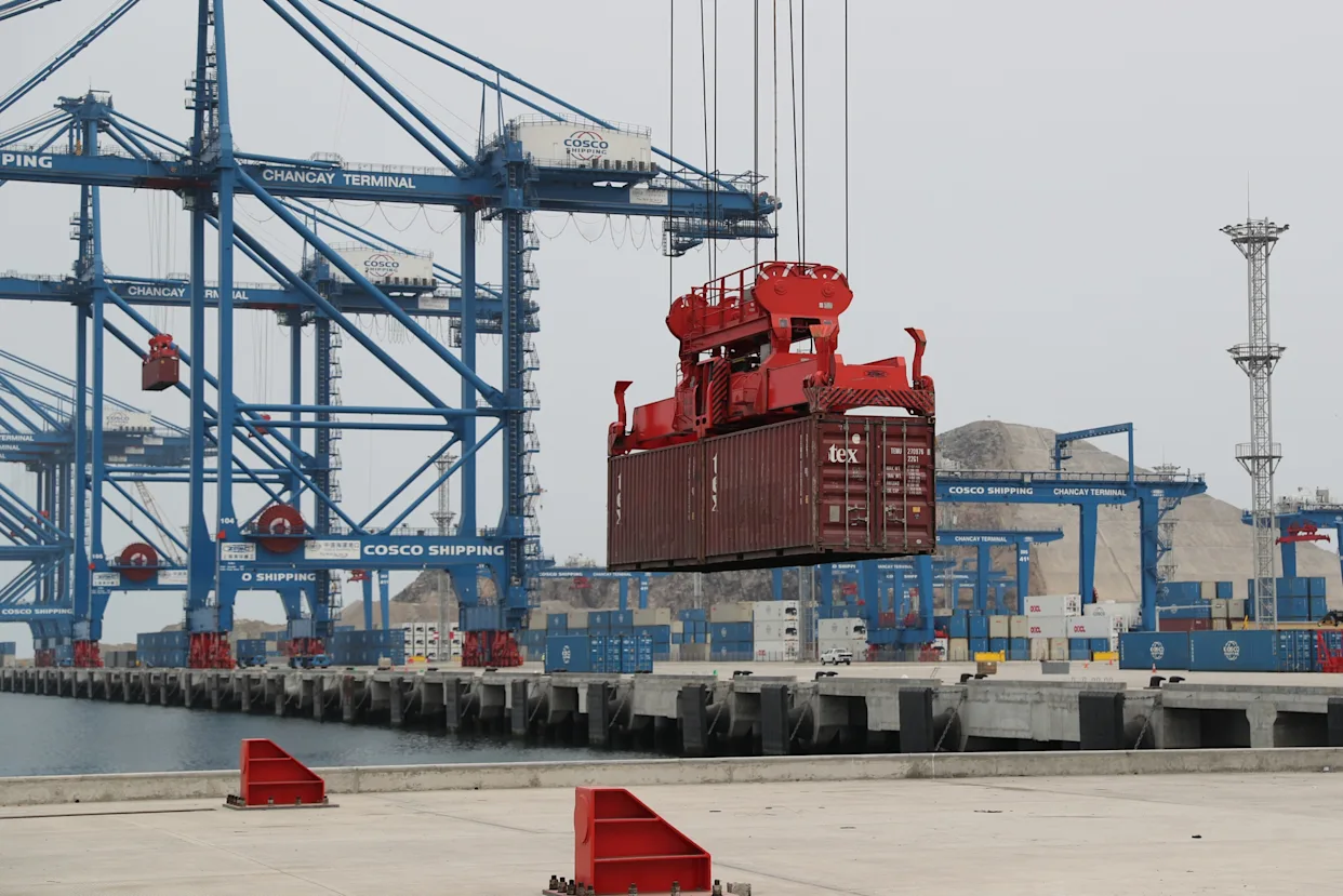 EE.UU. elimina exención arancelaria a bienes de menos de 800 dólares