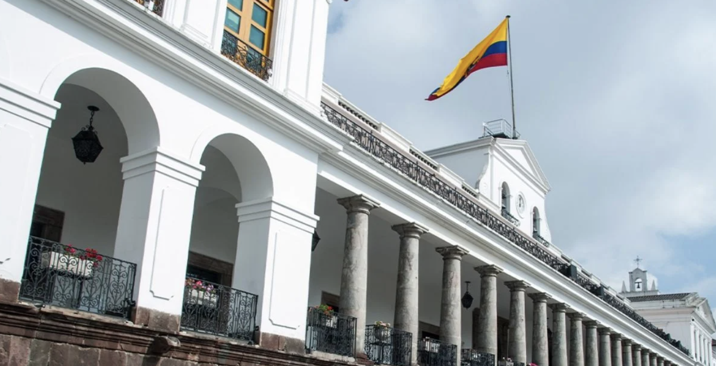 Ecuador exigirá visa de transeúnte a nacionales de unos 40 países desde el 1 de septiembre