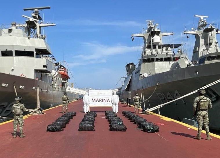 Aseguran casi una tonelada de cocaína en costas de Guerrero