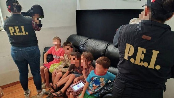 Localizan a 7 niños de Alaska tras ser abandonados por su padre en Yucatán