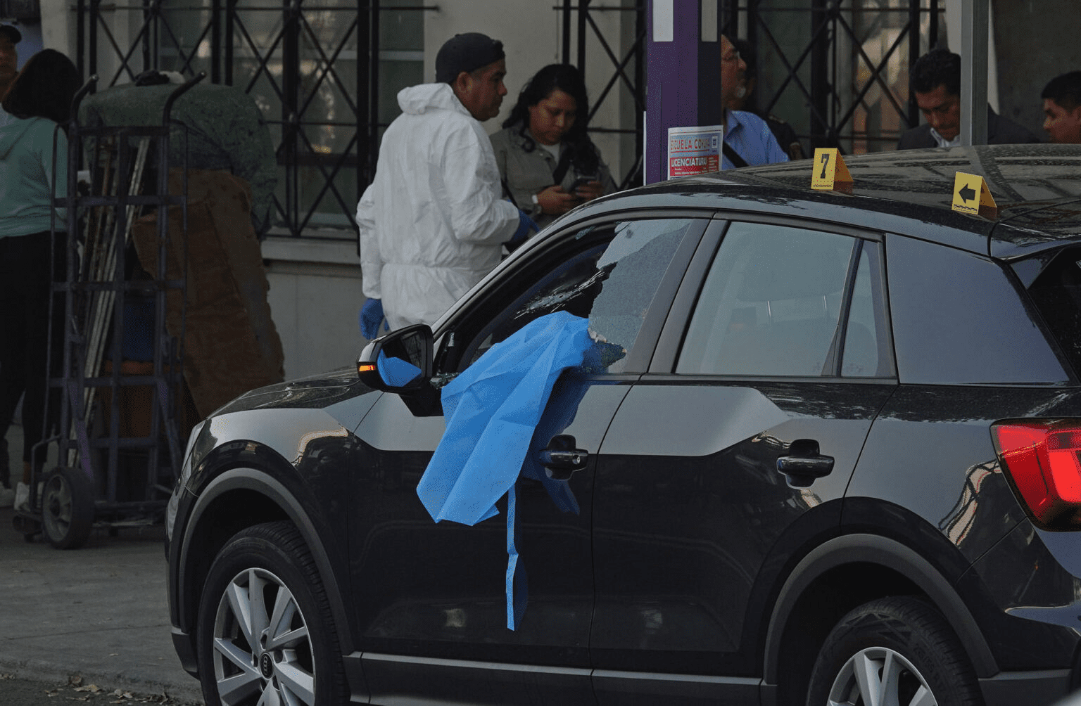 Sigue prófugo asesino de colaboradores de jefa de Gobierno de CDMX