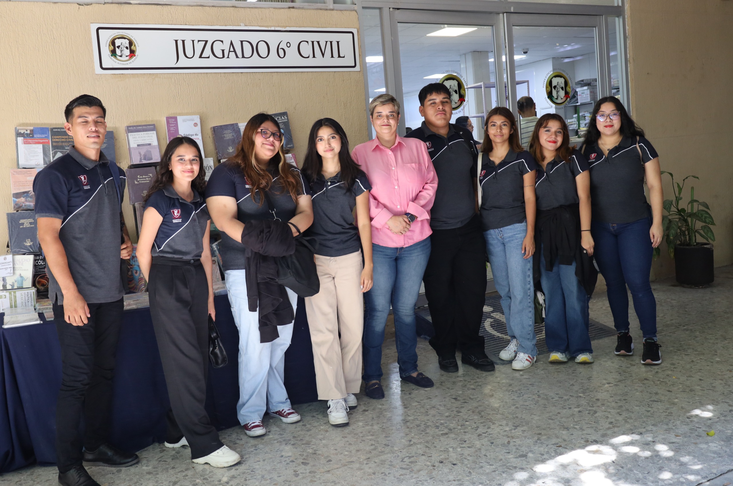 Estudiantes de Derecho viven experiencia formativa en juzgados del municipio de Centro