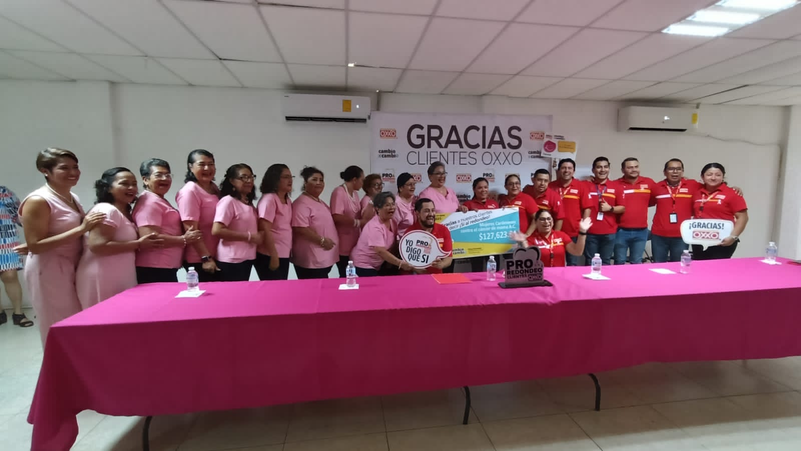 Donan más de 127 mil pesos a Mujeres Cardenenses contra el Cáncer de Mama