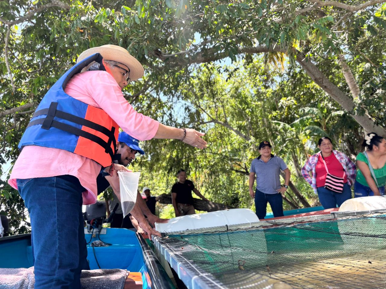 Supervisa SEDAP avances de Pescando Vida en Centla