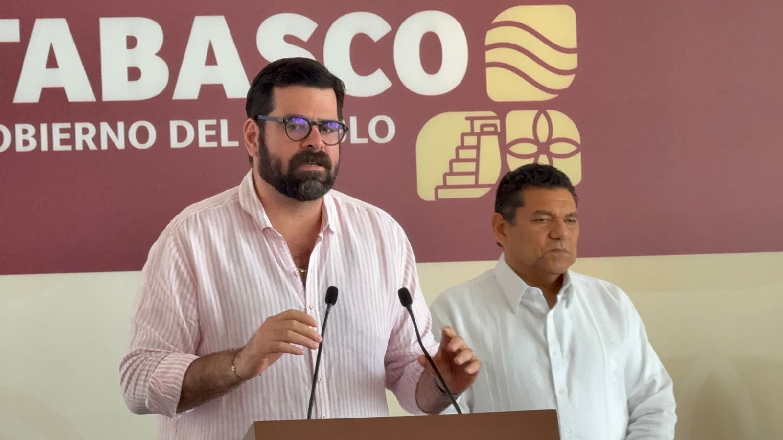 Controlan fuga de Gas en Galerías Tabasco 2000