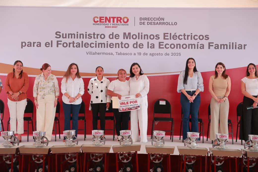 Es tiempo de mujeres: Yolanda Osuna entrega 518 molinos eléctricos que generan autonomía y bienestar