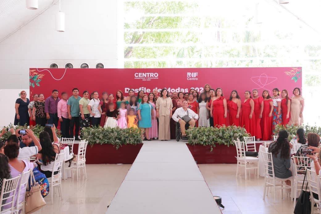 Clausura Yolanda Osuna ciclo 2024-2025 con 356 egresados de talleres comunitarios del DIF Centro