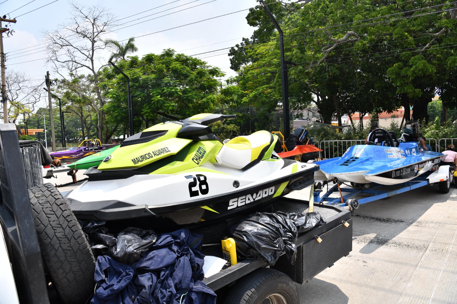 Llegan embarcaciones para la gran carrera de las 50 Leguas del Grijalva