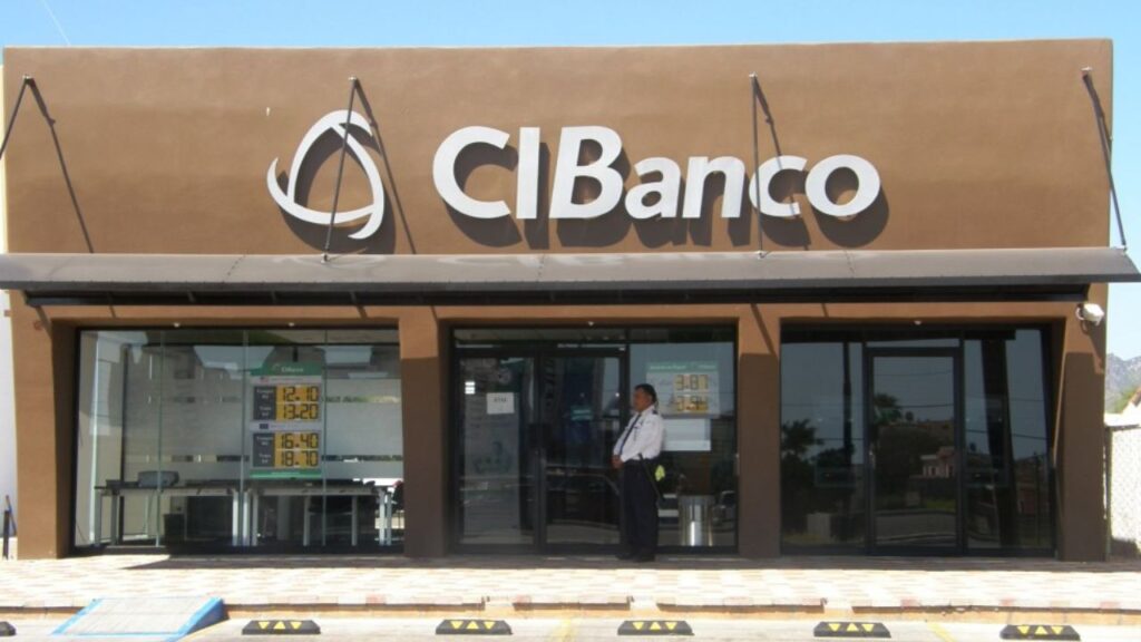 Hacienda confirma venta de negocios de entidades financieras mexicanas vetadas por EE.UU.