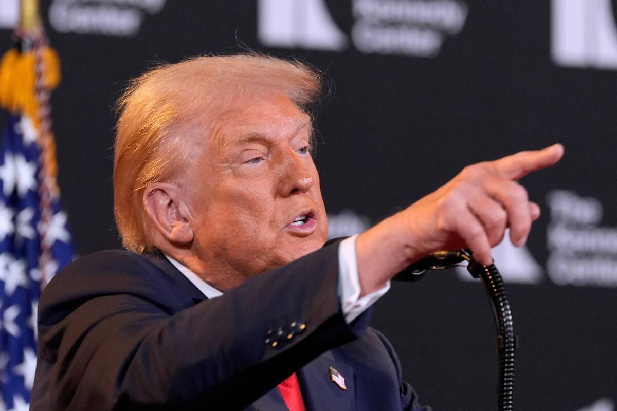 Donald Trump da marcha atrás a su petición de alto el fuego en Ucrania como condición del diálogo