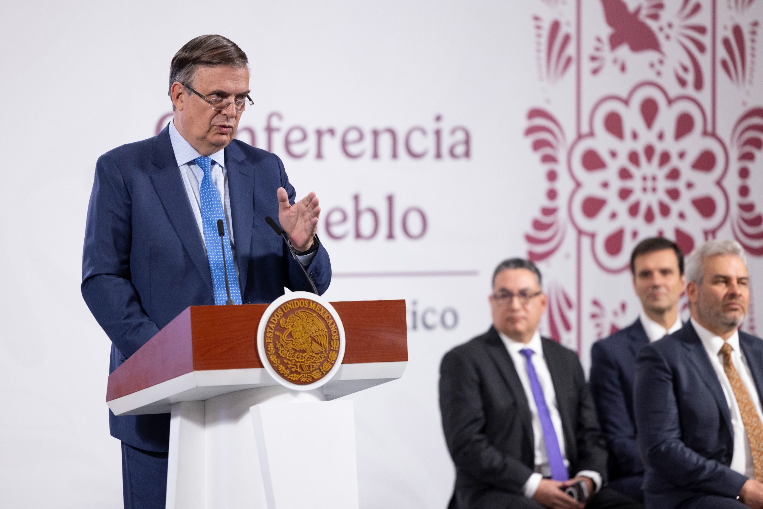 Gobierno de México anuncia inversión de 12 mil mdp en sector farmacéutico