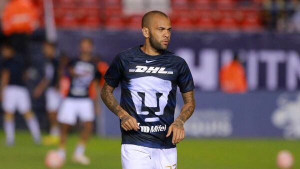 Dani Alves deberá pagarle a Pumas indemnización por daños y perjuicios