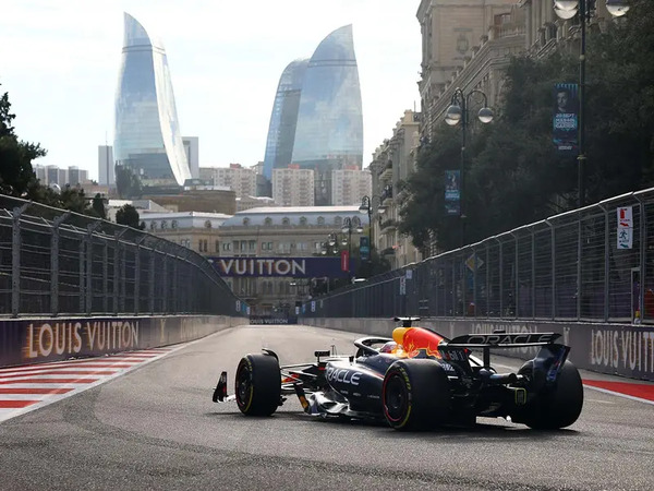 Max Verstappen gana la pole position en el GP de Azerbaiyán