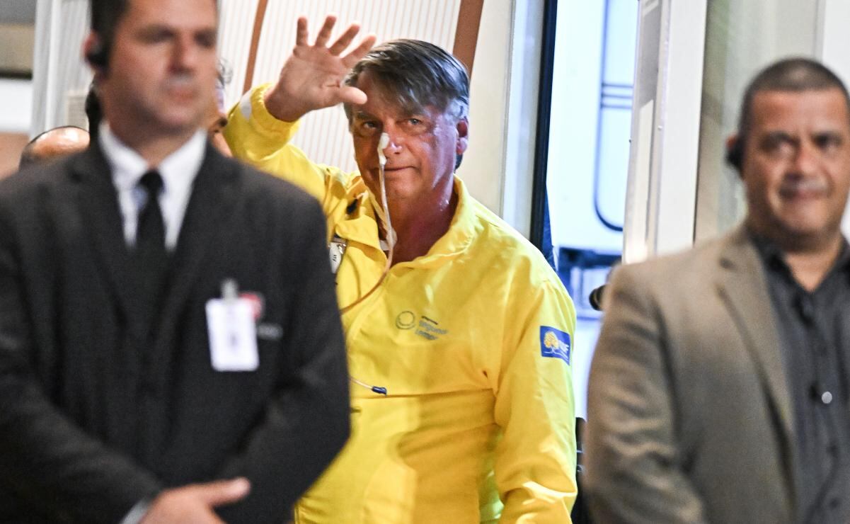 Jair Bolsonaro fue hospitalizado de urgencia tras sufrir una descompensación