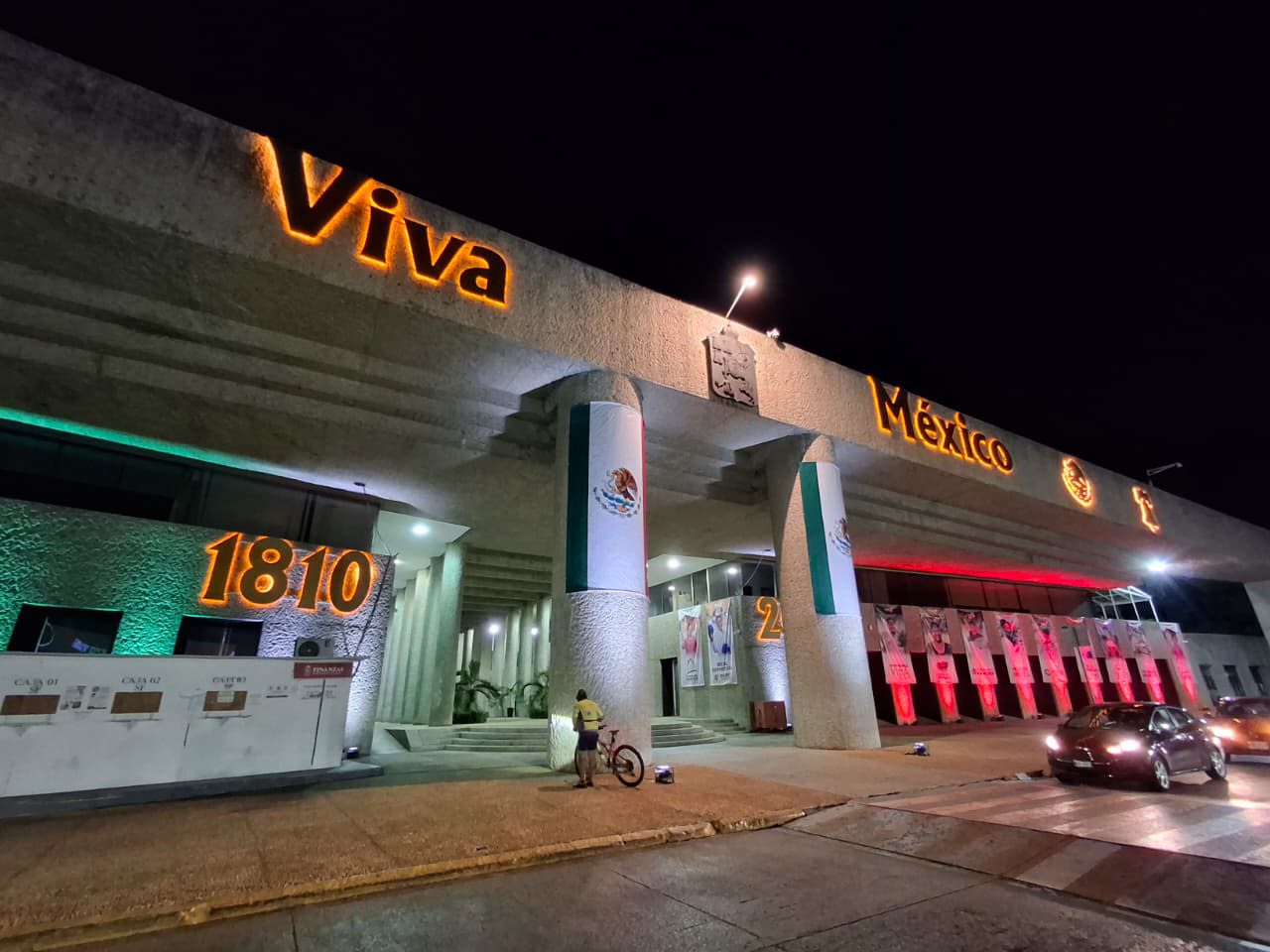 Gobernador invita a celebrar fiestas patrias en Plaza de Armas