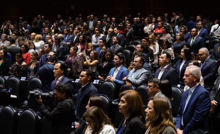 Cámara de Diputados recibe reformas a aduanas y aranceles