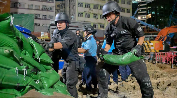 Hong Kong desactiva una bomba de la II Guerra Mundial