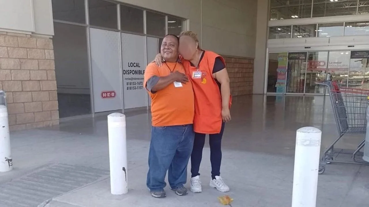 HEB se pronuncia tras muerte de Carlos Gurrola