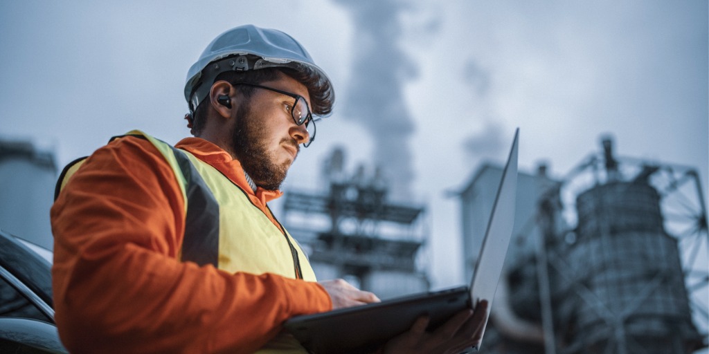 Trabajadores hispanos en EE.UU. siguen teniendo los menores ingresos pese a alza del 4.9 %