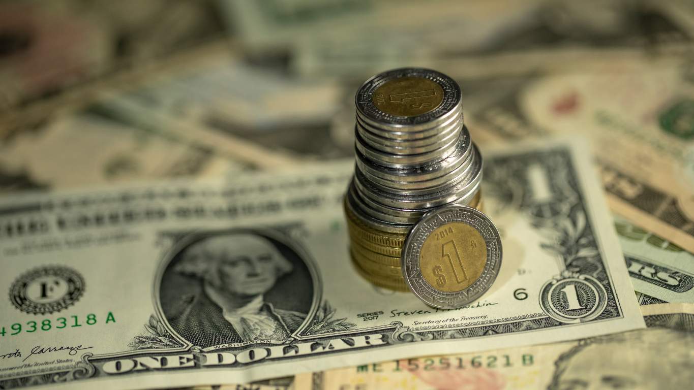 Remesas acumulan caída de 5.5% en primeros siete meses de 2025