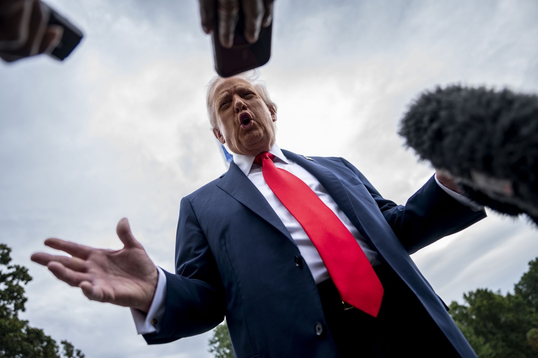 Donald Trump acusa a los demócratas de alentar una retórica contra ICE tras el tiroteo en Dallas