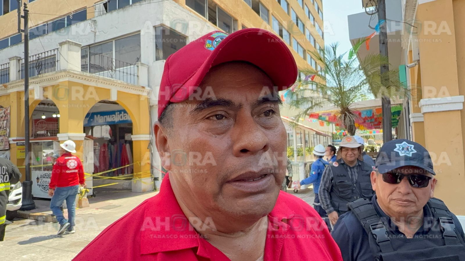 Confirman que incendio en tienda Del Sol inició en la bodega