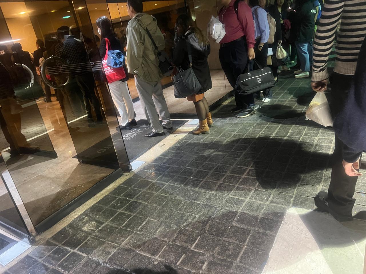 Riesgo latente: oficinas de Hacienda y Aduanas sin espacios seguros