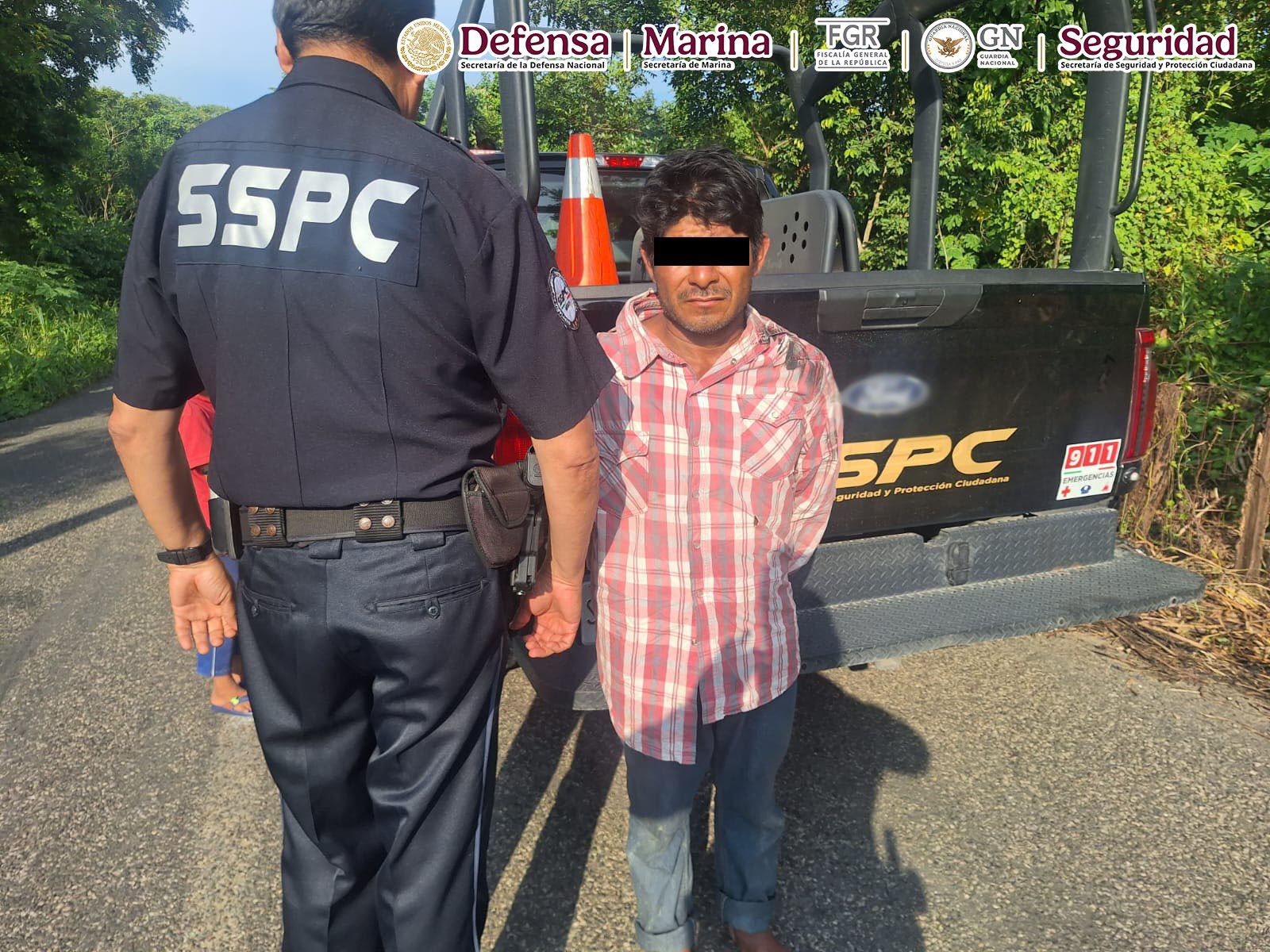 Detienen a presunto responsable de multihomicidio en Centla; rescatan a siete menores