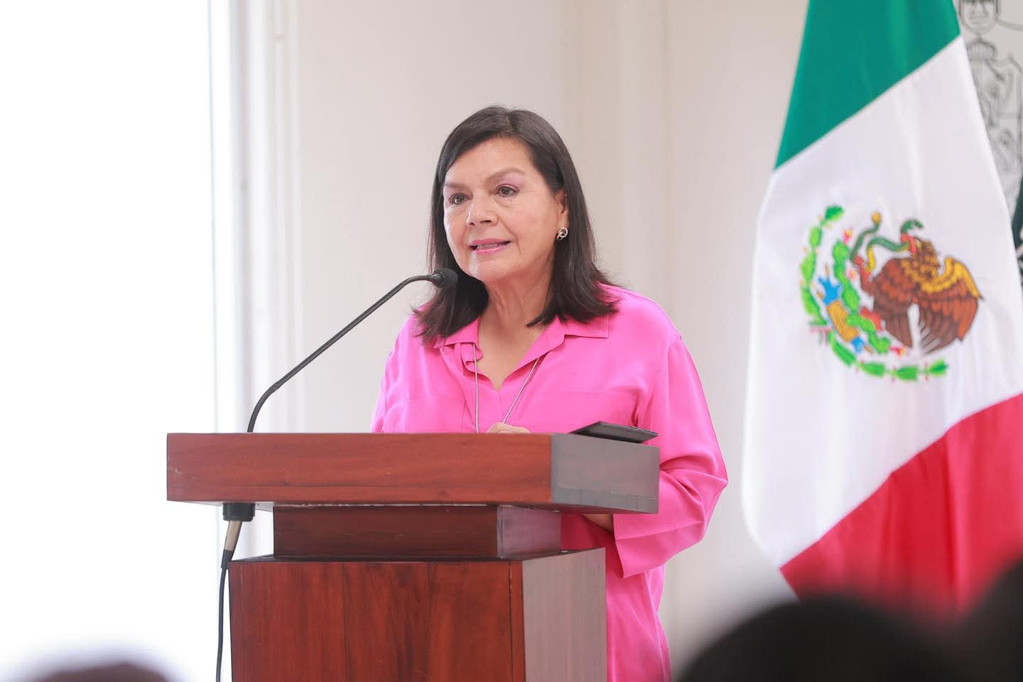 Centro impulsa protección de manatíes