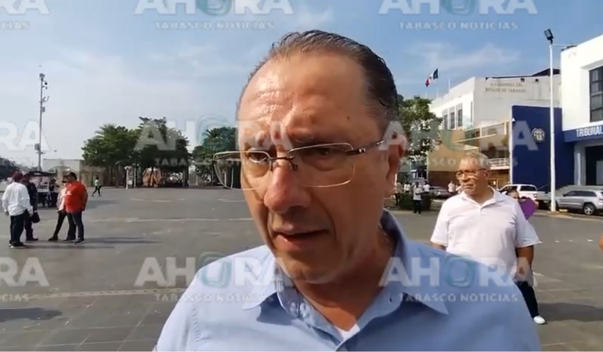 Contratarán mil 500 médicos en Tabasco