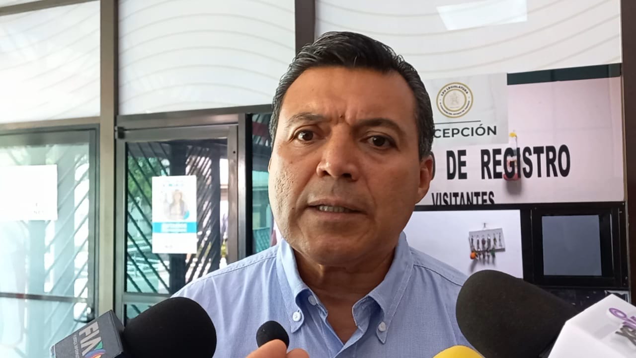 En pláticas con el poder legislativo sobre la creación de una Comisión que se relacione con Asuntos Religiosos y la Familia: Héctor Raúl Cabrera Pascacio