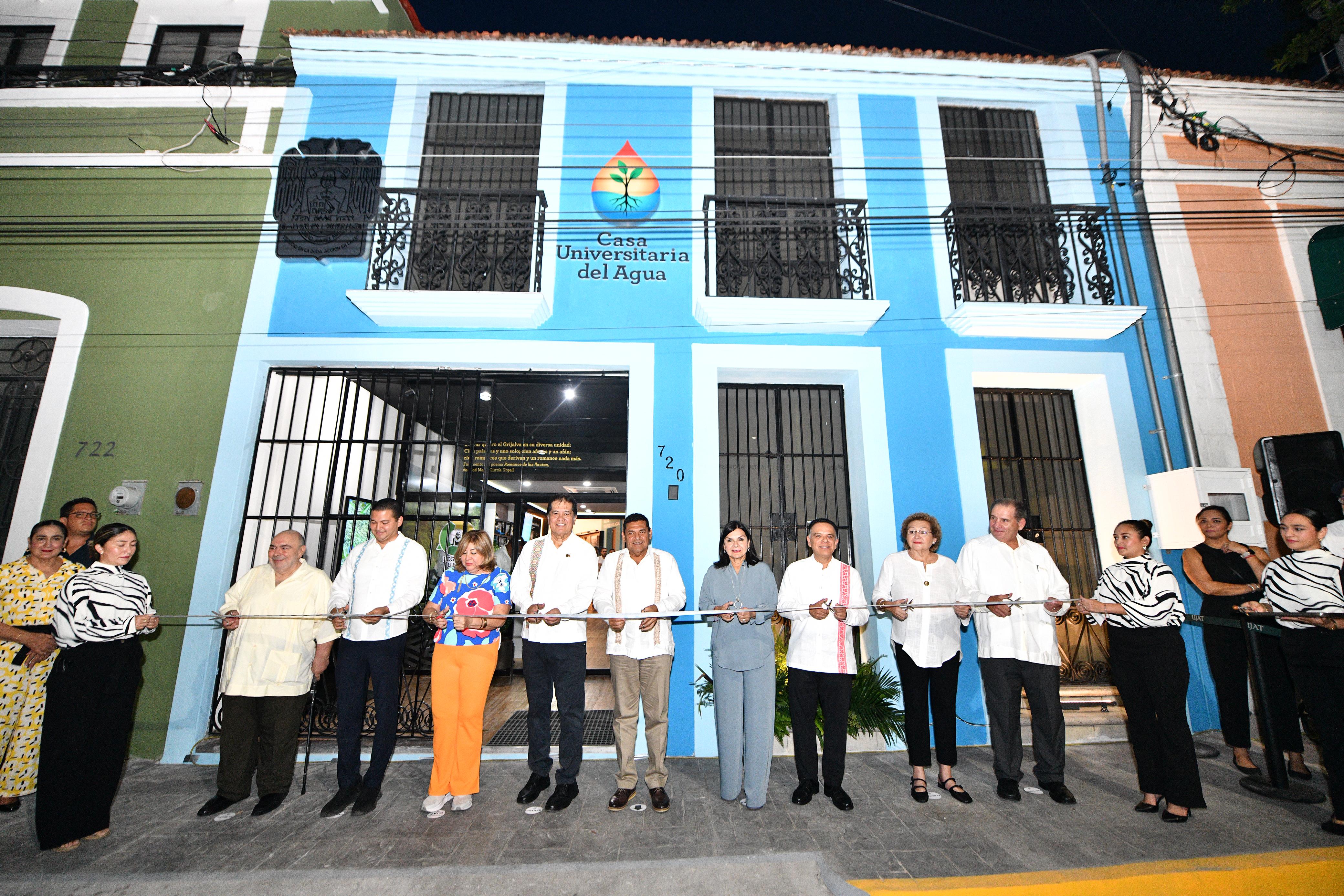 Inaugura el Gobernador Javier May la Casa Universitaria del Agua