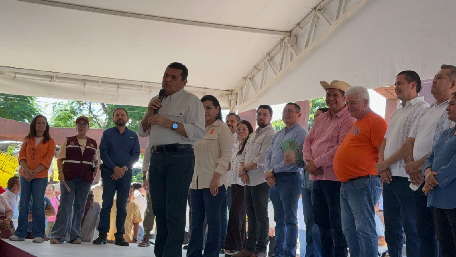 Reitera Javier May construcción de subestación eléctrica en Tamulté de las Sabanas
