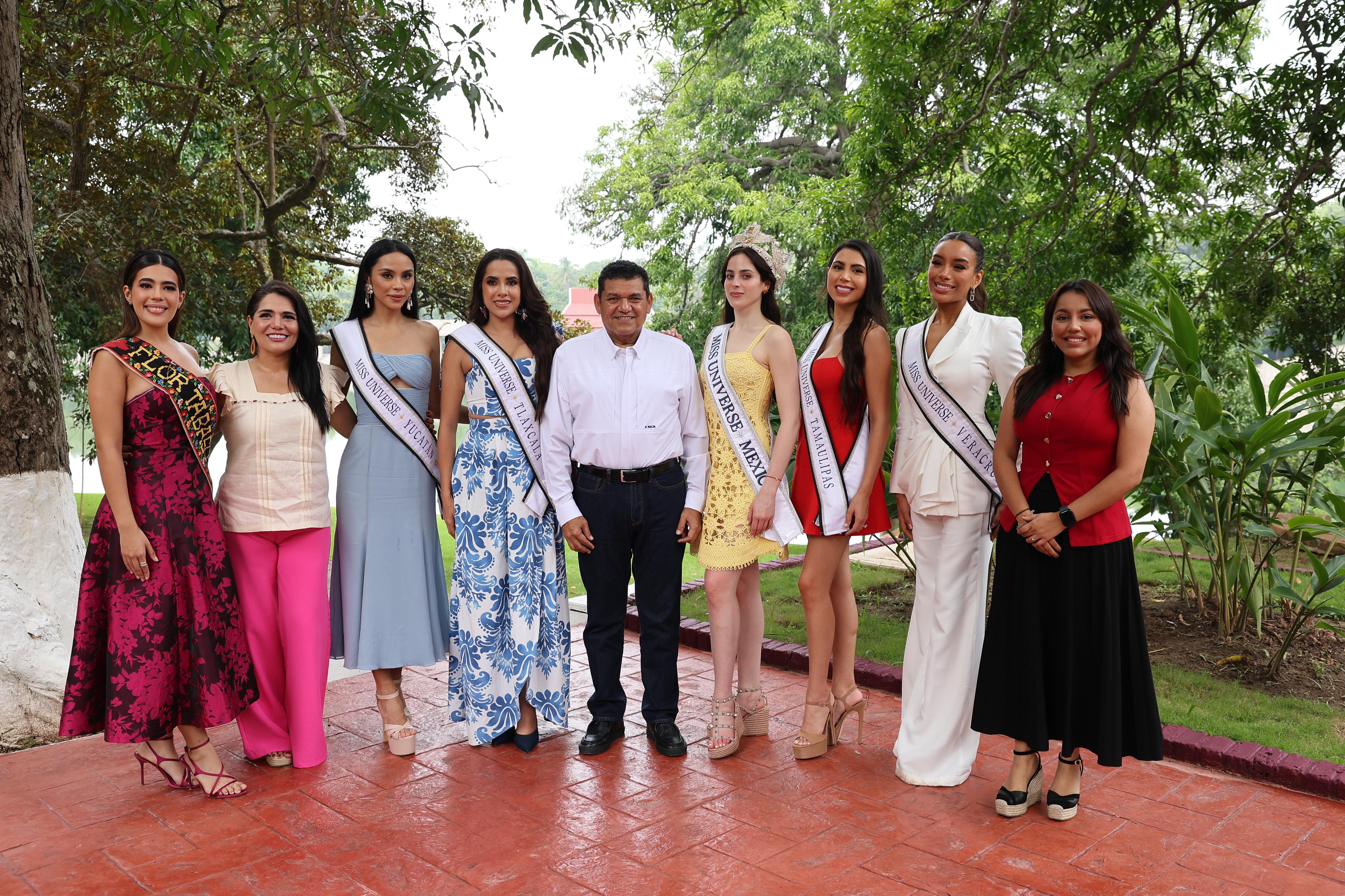 Recibe Gobernador Javier May a la Miss Universe México 2025, la tabasqueña Fátima Bosch