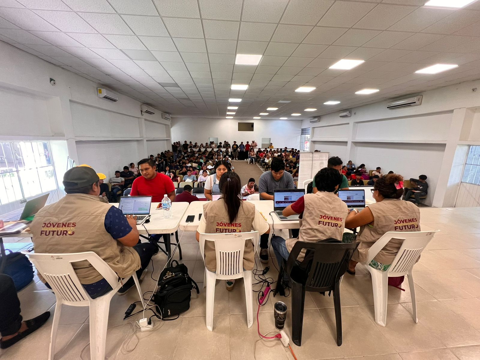 Jóvenes Construyendo el Futuro llevará Oficinas Móviles de vinculación a municipios de Tabasco