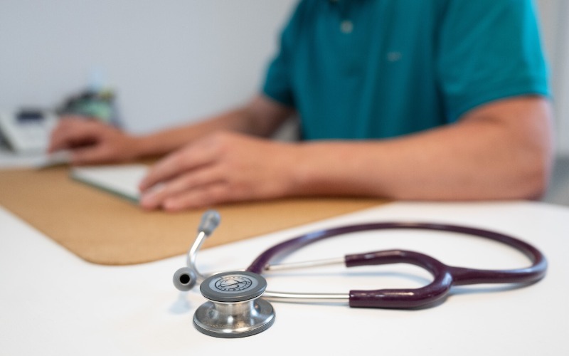 IPN desarrolla estetoscopio digital con IA para detectar daños cardíacos