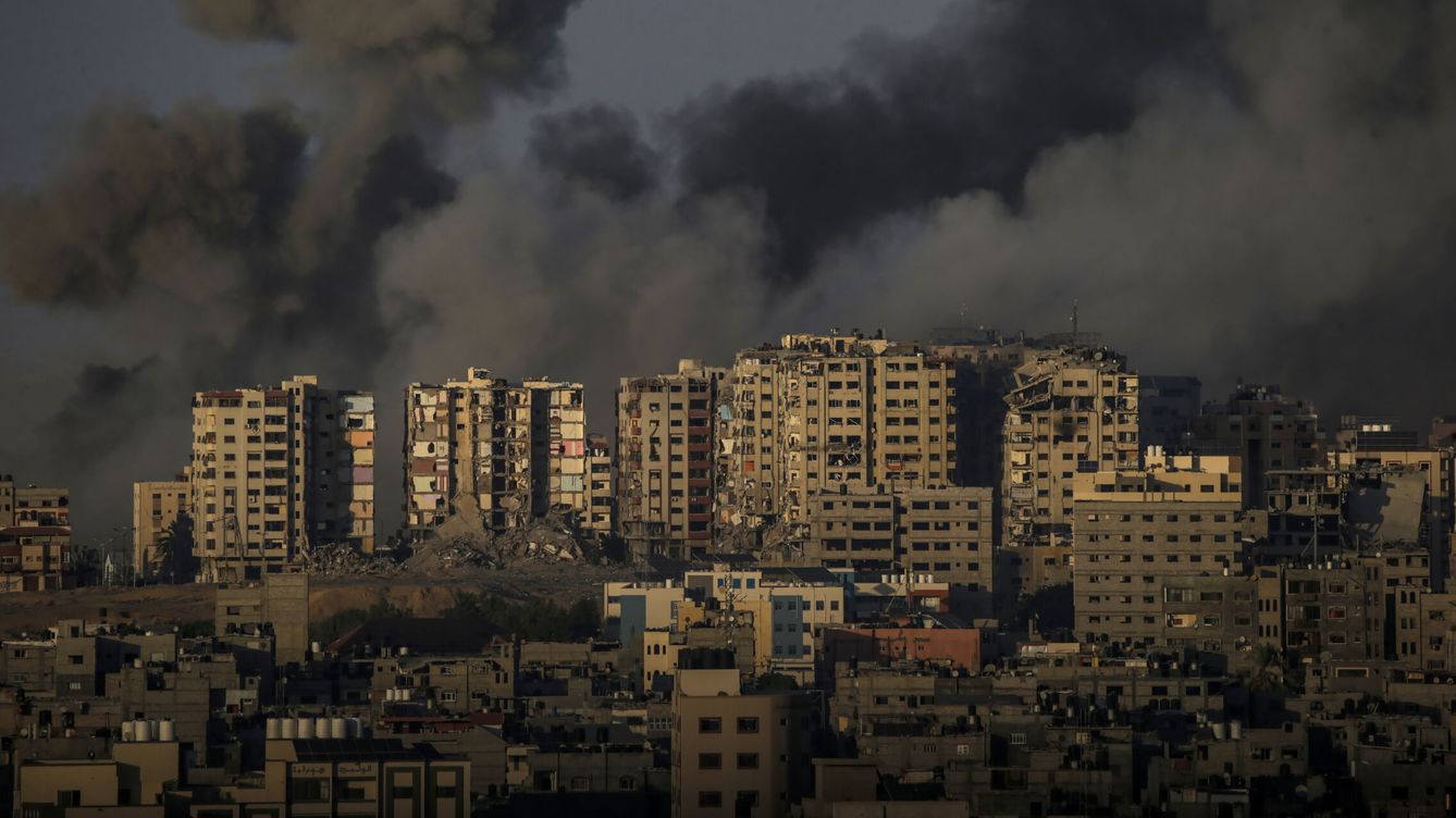 Israel confirma haber bombardeado otro edificio de gran altura en ciudad de Gaza