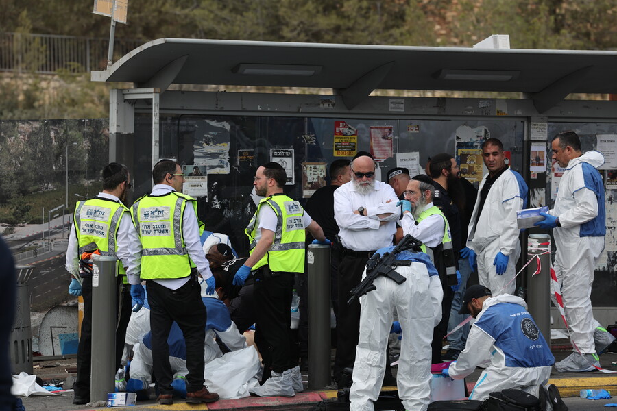 Suben a seis los muertos en el ataque a tiros de Jerusalén
