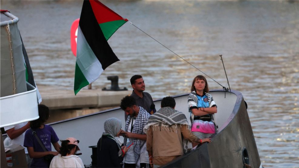 Un dron ataca en Túnez el barco de la flotilla de Gaza en el que viaja Greta Thunberg