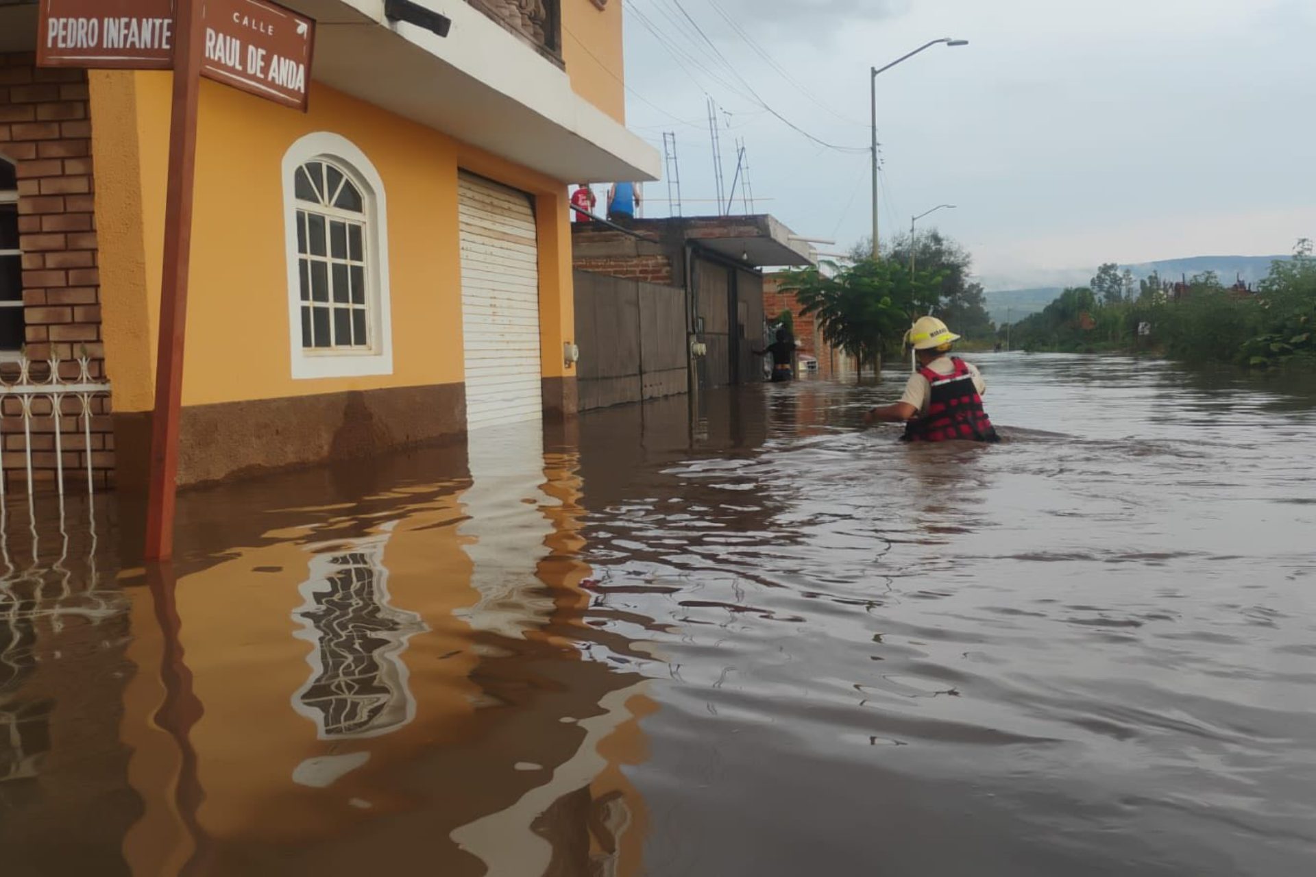 Lluvias en Tototlán, Jalisco, dejan 450 viviendas afectadas