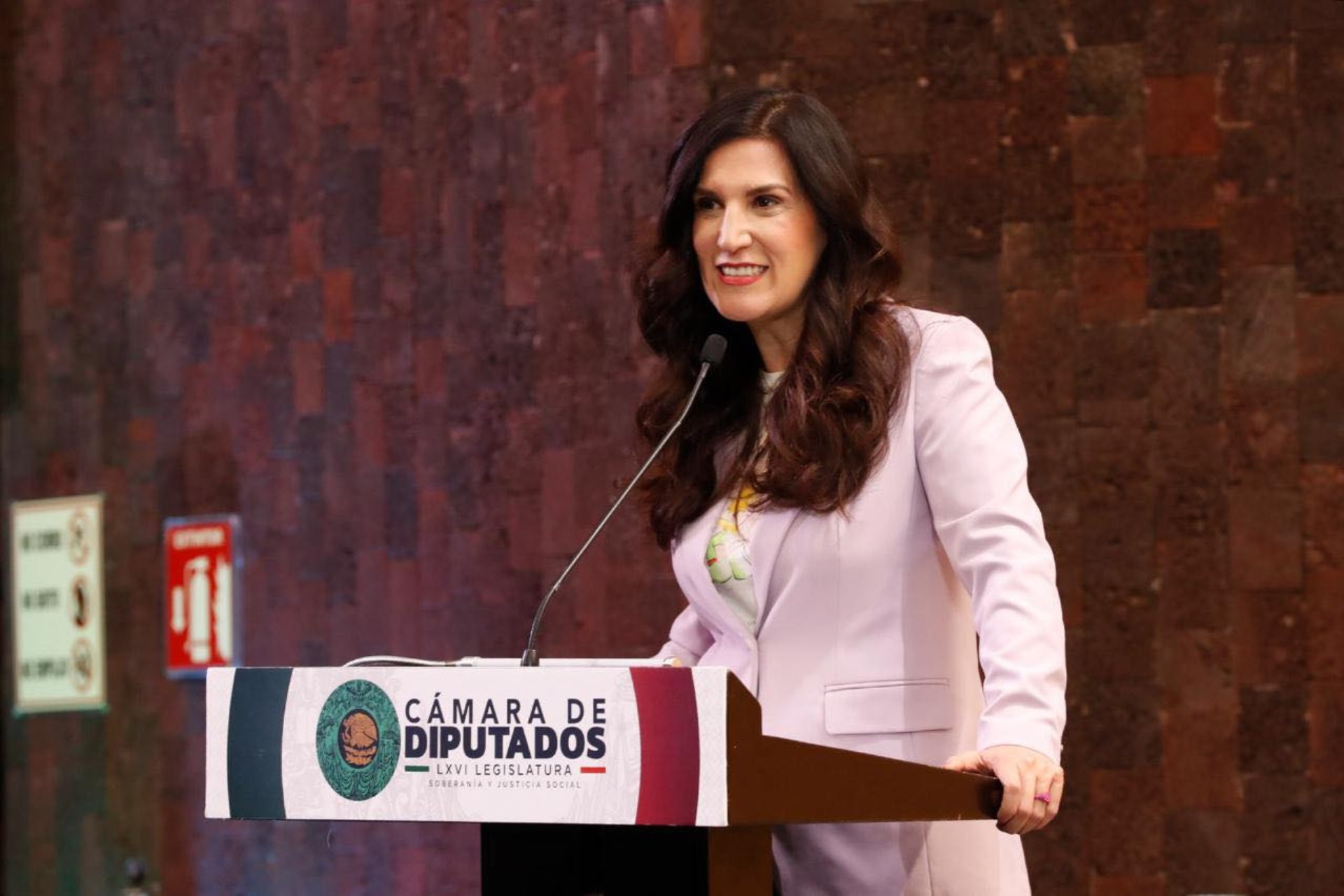 Kenia López Rabadán presidirá la Cámara de Diputados