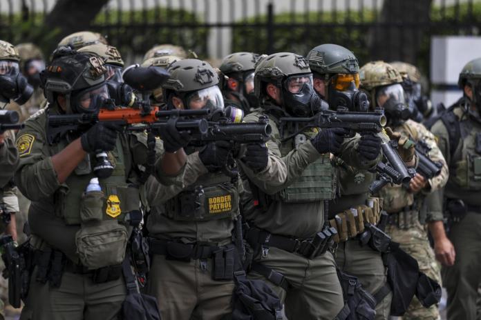 En Chicago el gobierno de Trump acelera las redadas migratorias