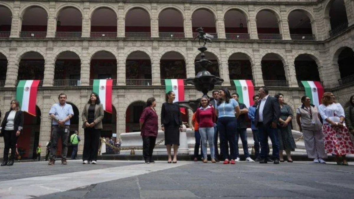 Sheinbaum recuerda a víctimas de los sismos del 19S