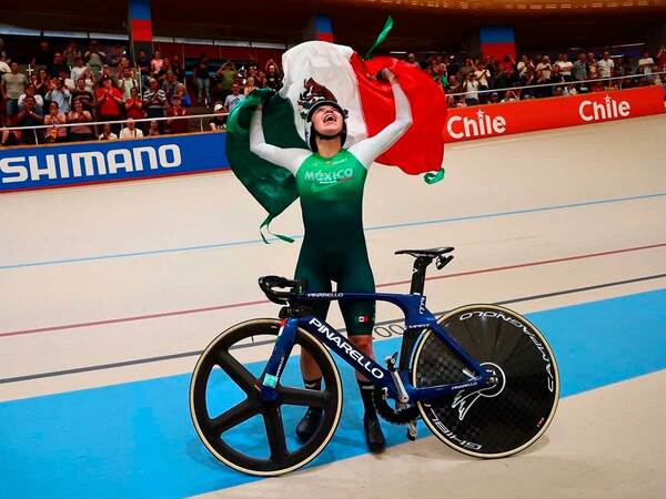 La mexicana Yareli Acevedo se proclama campeona mundial de ciclismo en pista en la prueba por puntos