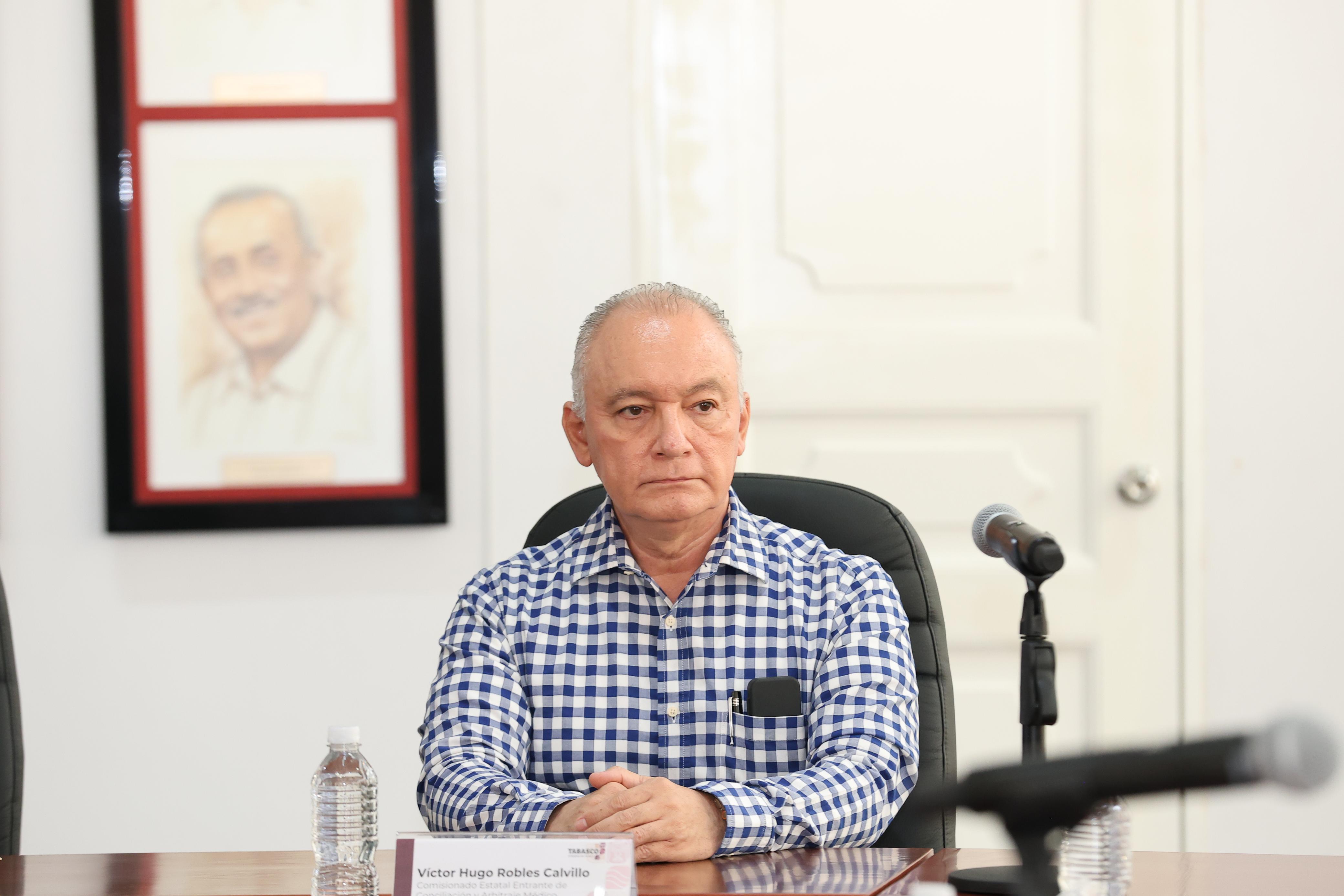 Javier May toma protesta a Víctor Hugo Robles Calvillo como titular de CECAMET