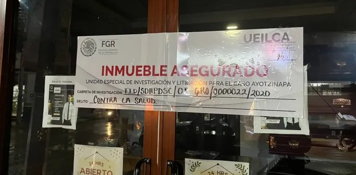 Clausura FGR al Semefo y a dos funerarias en Iguala por Caso Ayotzinapa