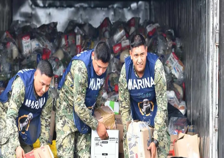 Parte a Veracruz segundo envío con ayuda humanitaria; Gobierno del Pueblo moviliza 50 toneladas de víveres, así como maquinaria y equipo, en solidaridad con afectados