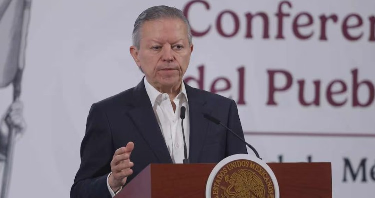 Zaldívar acusa campaña de desinformación sobre reformas a la Ley de Amparo