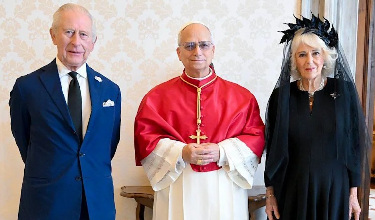 El Papa León XIV y el rey Carlos III hacen historia al rezar juntos por primera vez desde la Reforma