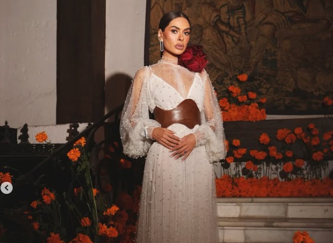 Galilea Montijo roba miradas con look Catrina couture: perlas, drama y puro glam en la Gala Vogue Día de Muertos
